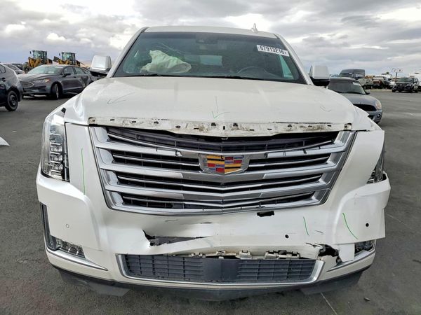 2016 CADILLAC ESCALADE ESV Platinum
