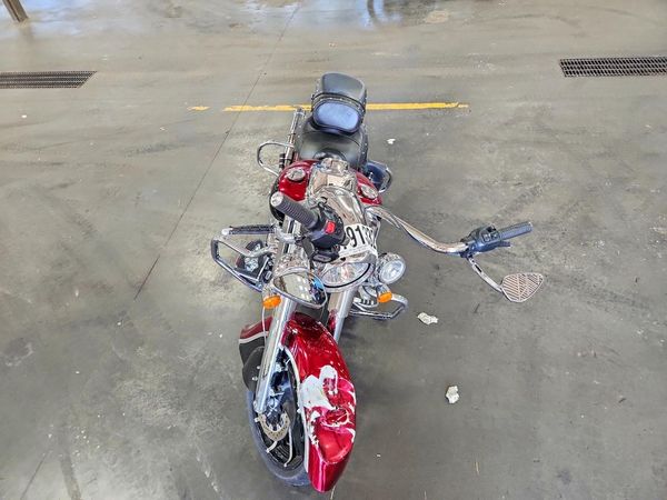 2016 INDIAN MOTORCYCLE CO. MOTORCYCLE