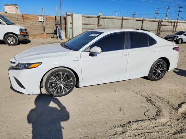 2020 TOYOTA CAMRY