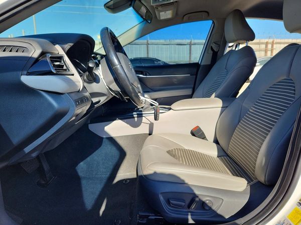 2020 TOYOTA CAMRY