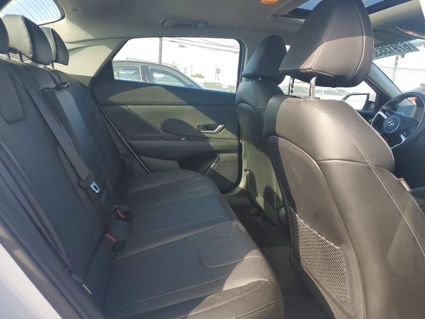 2023 HYUNDAI ELANTRA
