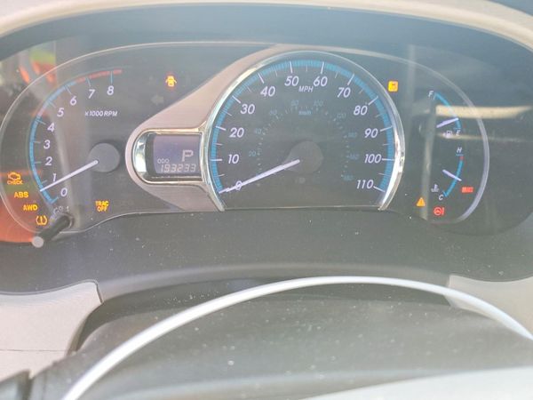 2012 TOYOTA SIENNA