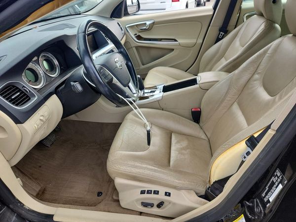 2012 VOLVO S60