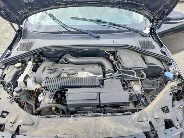 2012 VOLVO S60