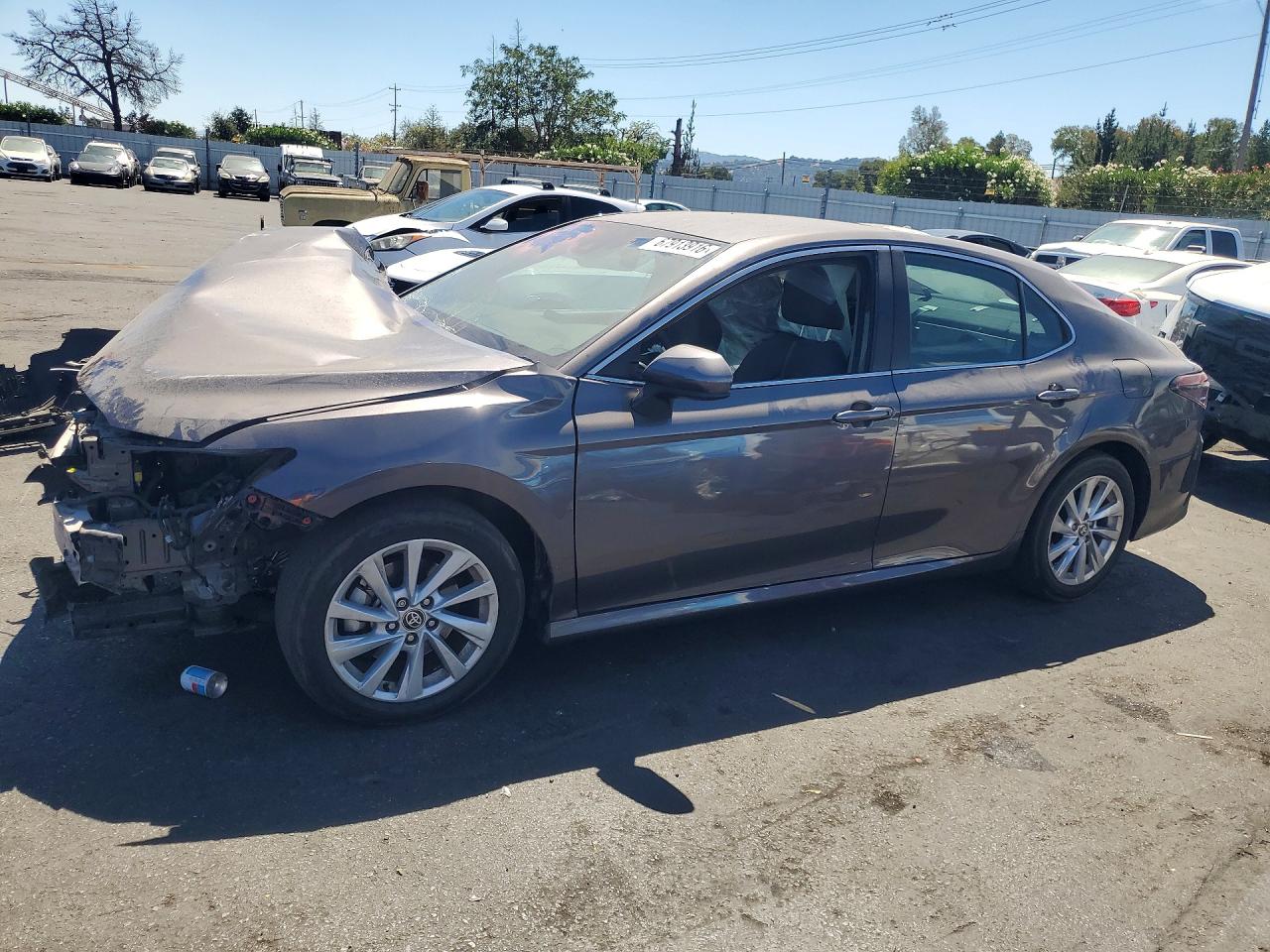 2023 TOYOTA CAMRY