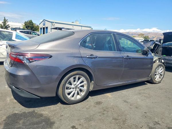 2023 TOYOTA CAMRY