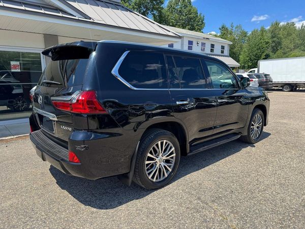 2018 LEXUS LX