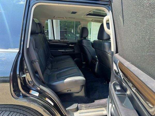 2018 LEXUS LX