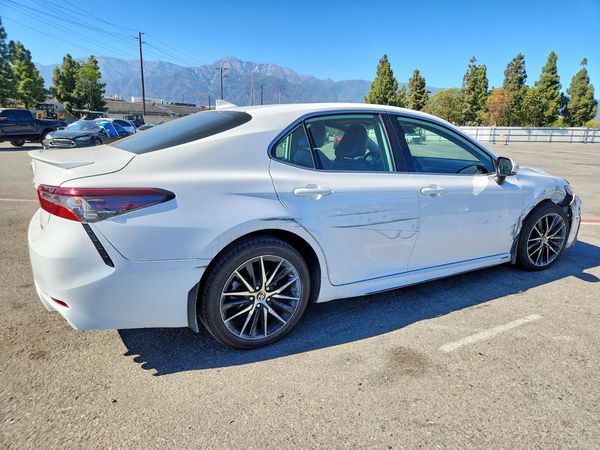 2021 TOYOTA CAMRY SE + Convenient Pkg — PSRA