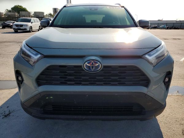 2023 TOYOTA RAV4 XLE Premium — DIRF