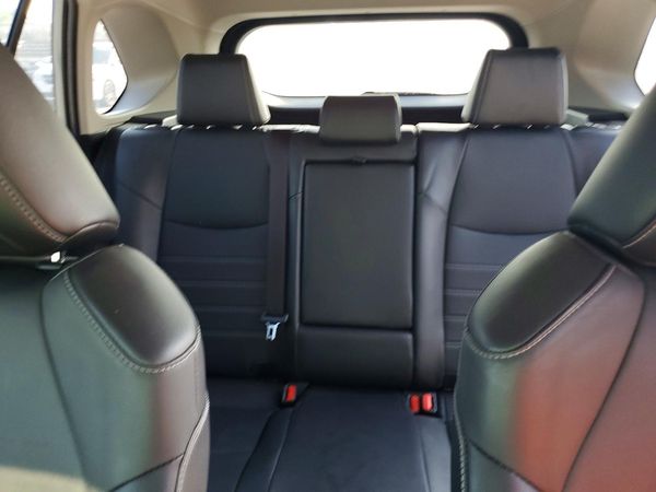2023 TOYOTA RAV4 XLE Premium — SUVN
