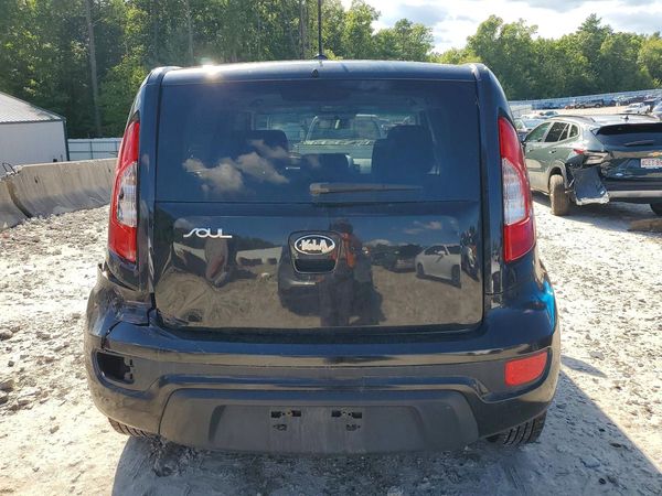 2013 KIA SOUL
