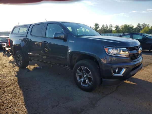 2016 CHEVROLET COLORADO Z71 — Passenger 3/4