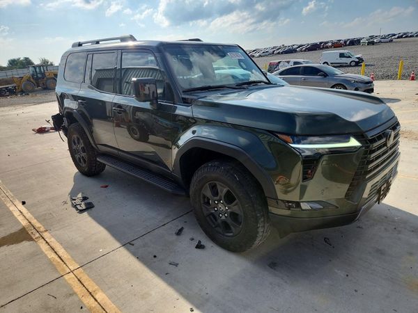 2024 LEXUS GX 550