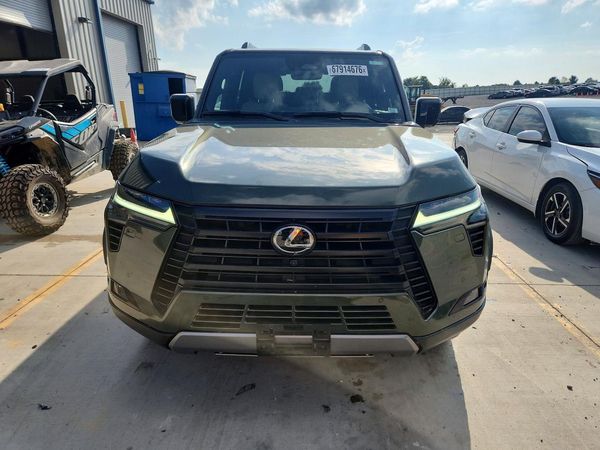 2024 LEXUS GX 550