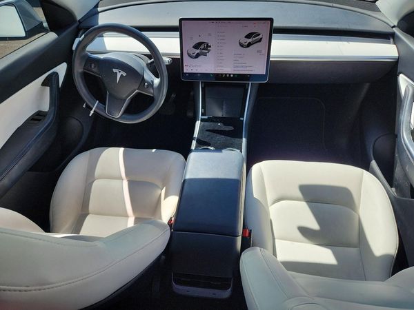 2021 TESLA MODEL Y