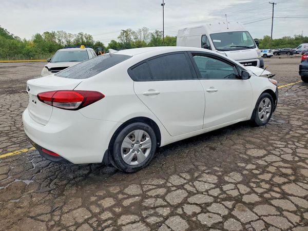 2018 KIA FORTE