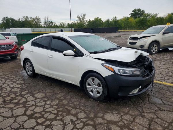 2018 KIA FORTE
