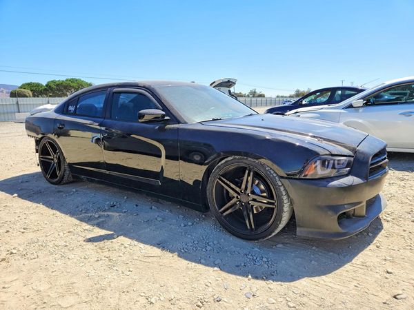 2013 DODGE CHARGER SE