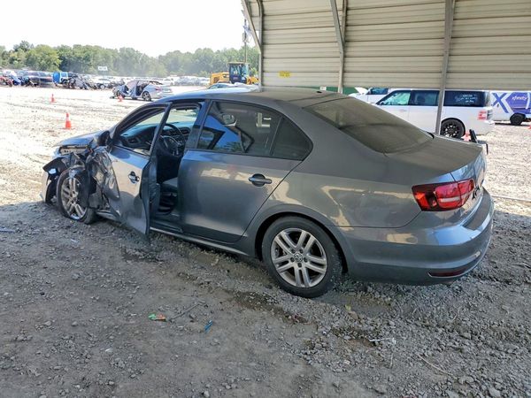 2018 VOLKSWAGEN JETTA