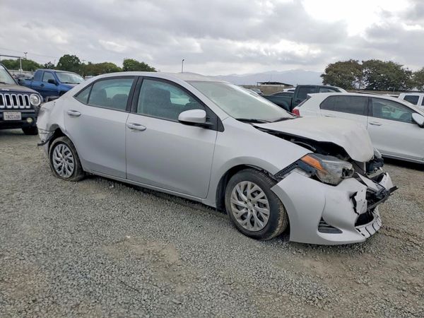 2017 TOYOTA COROLLA
