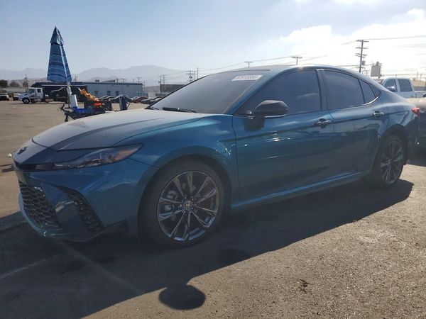 2026 TOYOTA CAMRY