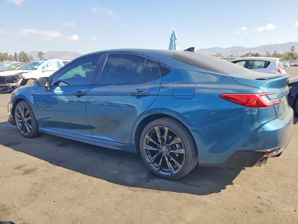 2026 TOYOTA CAMRY
