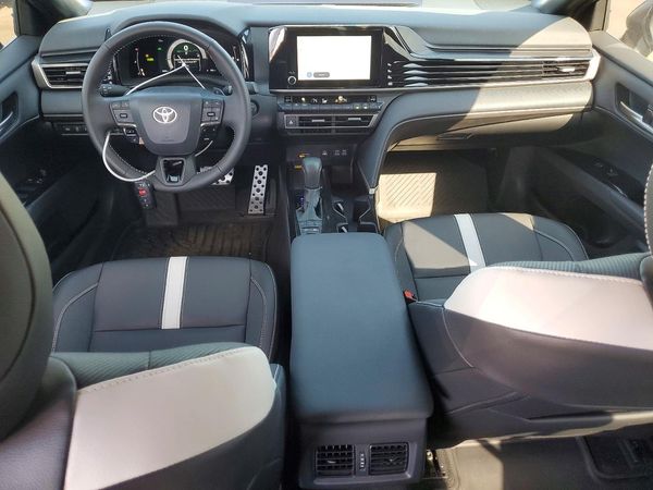 2026 TOYOTA CAMRY