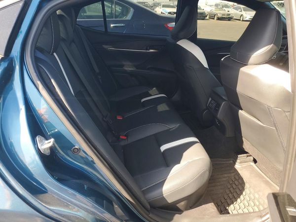 2026 TOYOTA CAMRY