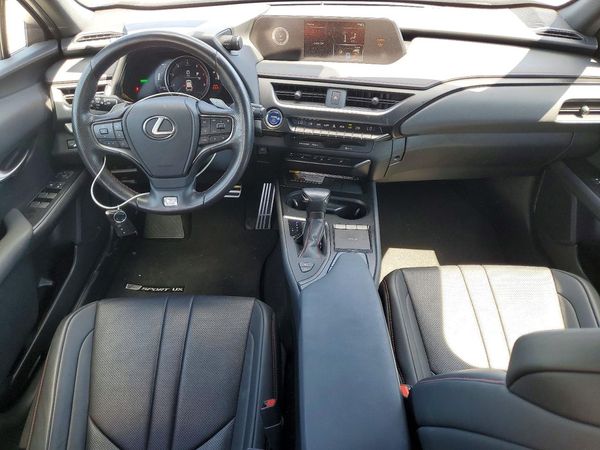 2021 LEXUS UX