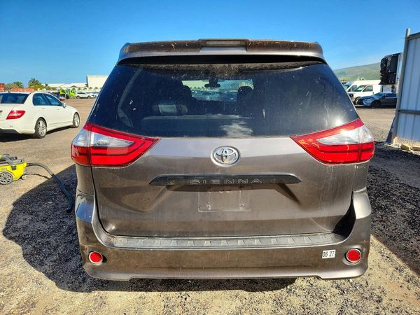 2020 TOYOTA SIENNA — DIRR
