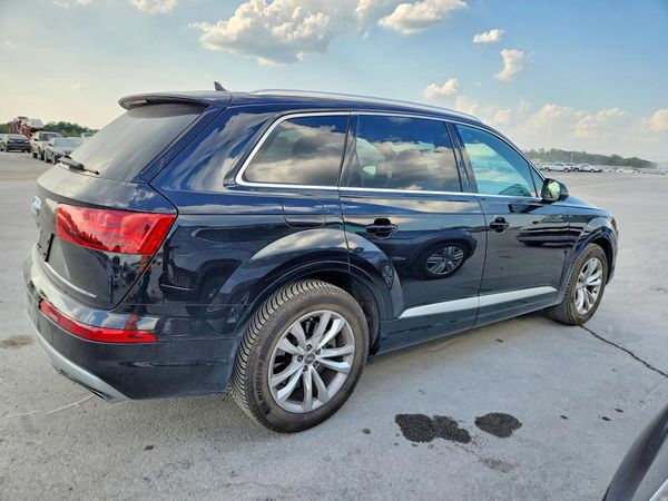 2018 AUDI Q7 quattro Premium Plus