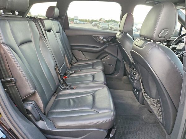 2018 AUDI Q7 quattro Premium Plus