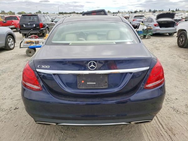 2015 MERCEDES-BENZ C Base