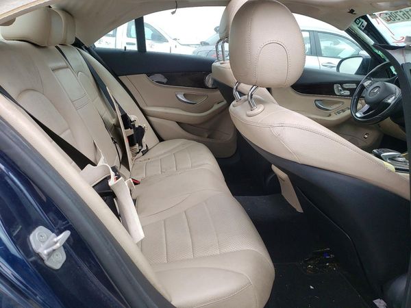 2015 MERCEDES-BENZ C Base