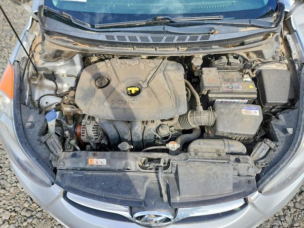 2012 HYUNDAI ELANTRA GLS(Middle grade)