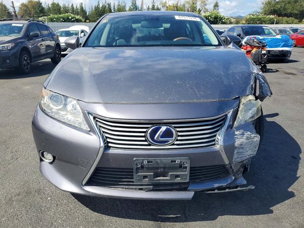 2014 LEXUS ES 300h