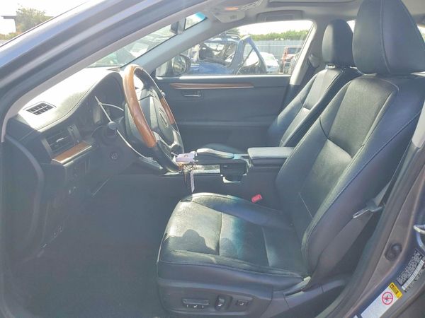 2014 LEXUS ES 300h