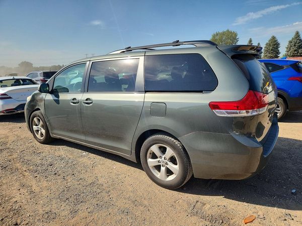 2014 TOYOTA SIENNA — DSRA