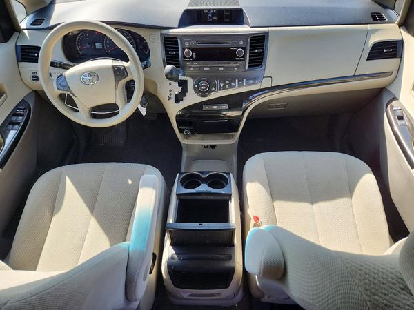 2014 TOYOTA SIENNA — CKPT