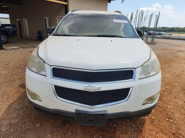 2012 CHEVROLET TRAVERSE LS