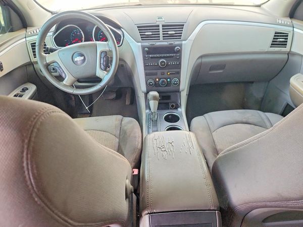2012 CHEVROLET TRAVERSE LS