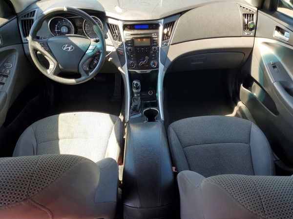 2012 HYUNDAI SONATA