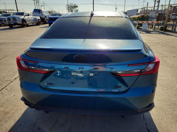 2026 TOYOTA CAMRY