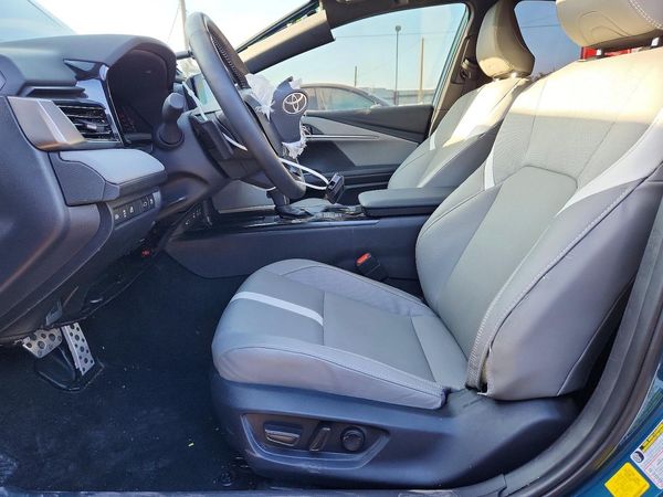 2026 TOYOTA CAMRY