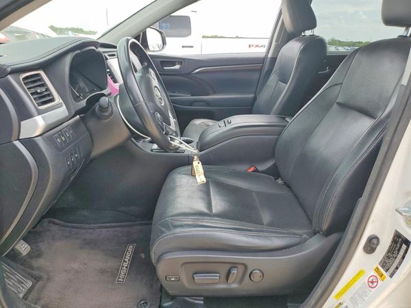 2015 TOYOTA HIGHLANDER
