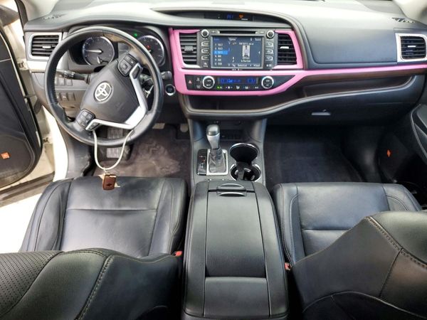 2015 TOYOTA HIGHLANDER