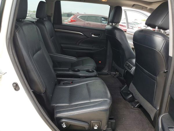 2015 TOYOTA HIGHLANDER