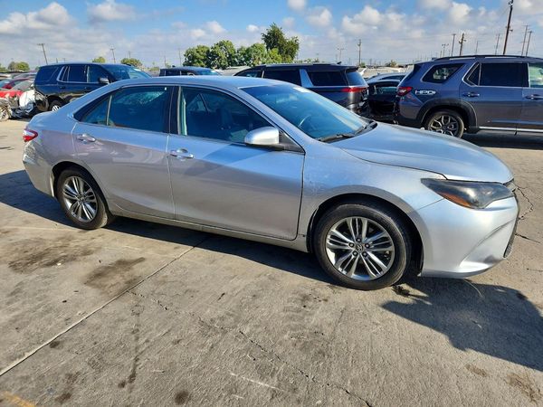 2015 TOYOTA CAMRY