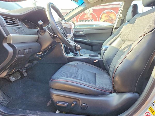 2015 TOYOTA CAMRY